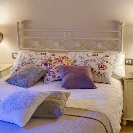 Le Stanze Di Rigoletto Bed & Breakfast ปาร์มา ภายนอก รูปภาพ