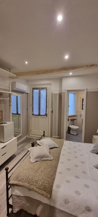 Le Stanze Di Rigoletto Bed & Breakfast ปาร์มา ภายนอก รูปภาพ
