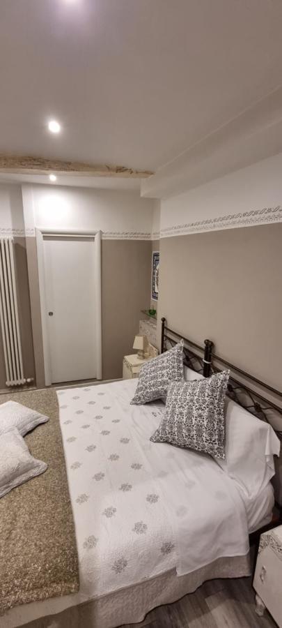 Le Stanze Di Rigoletto Bed & Breakfast ปาร์มา ภายนอก รูปภาพ