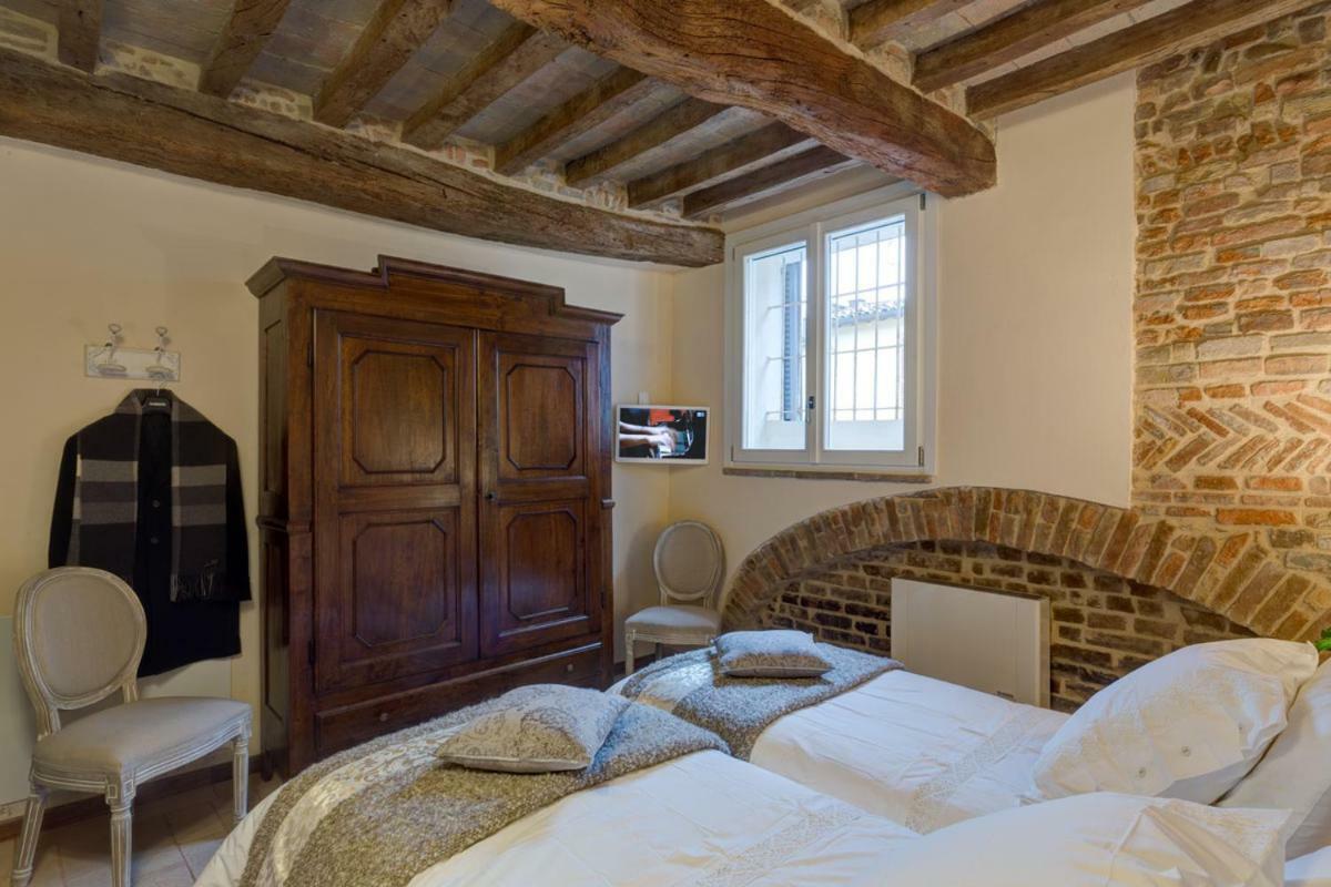 Le Stanze Di Rigoletto Bed & Breakfast ปาร์มา ภายนอก รูปภาพ