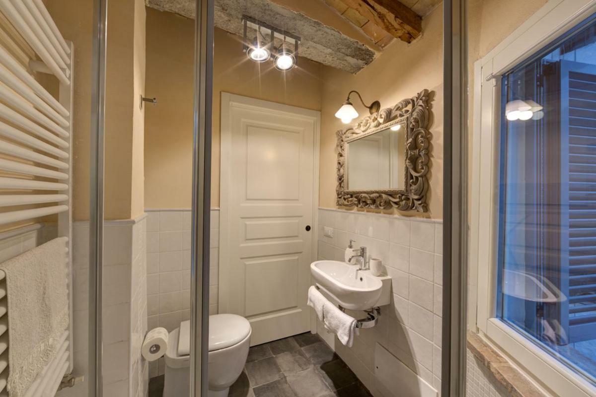 Le Stanze Di Rigoletto Bed & Breakfast ปาร์มา ภายนอก รูปภาพ